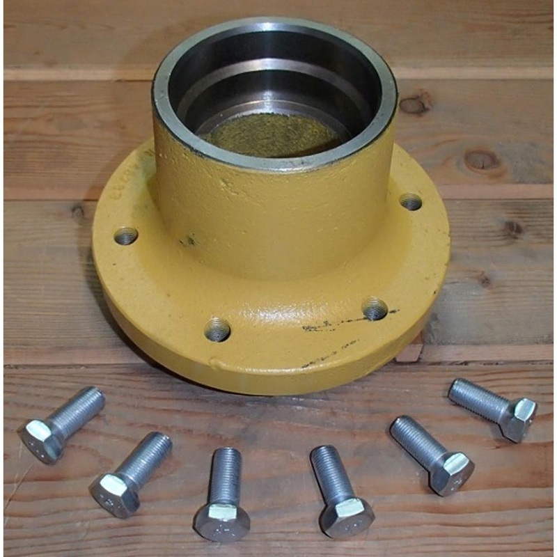 R48763 One New Front Wheel Hub with 6 Bolts Fits John Deere 1520 2510 2520 3010