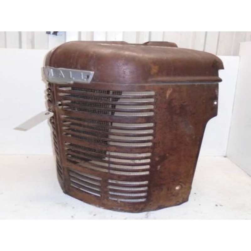 Used Grille fits International H 56452DAX