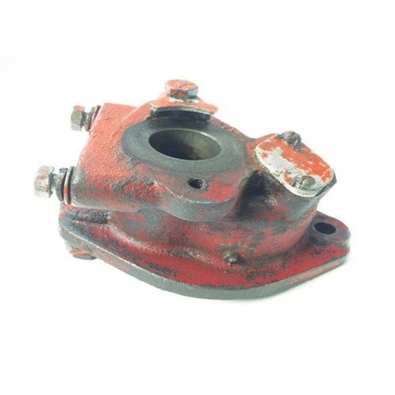 Used Distributor Drive Housing fits International 2504 C M MD MTA Super A Super C 200 230 240 300 330 340 350 400 424 450 504 2404 2424 2504 363763R11