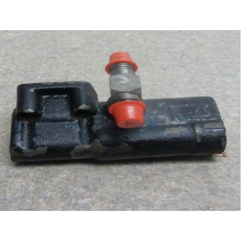 Used Fuel Injection Pump fits Case IH 7110 7210 J914167 J915683 J921092 J931268 3914167 fits Bosch PES6A-RS2691-4 PES6RS2691 9-400-230-109