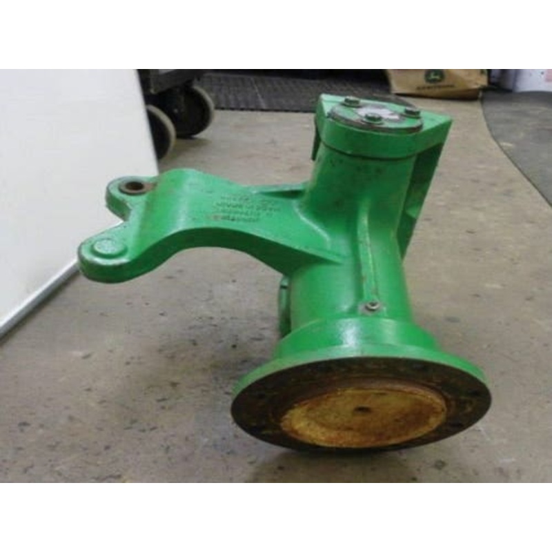 Used Rear Axle Spindle Assembly LH fits John Deere 9560 STS 9570 STS 9650 STS 9660 STS 9670 STS 9750 STS 9760 STS 9770 STS 9860 STS 9870 STS AH168053