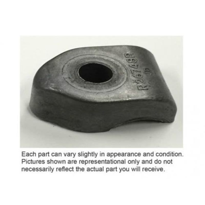 Used Rocker Shaft Clamp fits John Deere 3010 3020 4000 4010 4020 4040 4050 4230 4240 4250 4320 4430 4440 4450 4455 4620 4630 4640 4840 4850 R26748