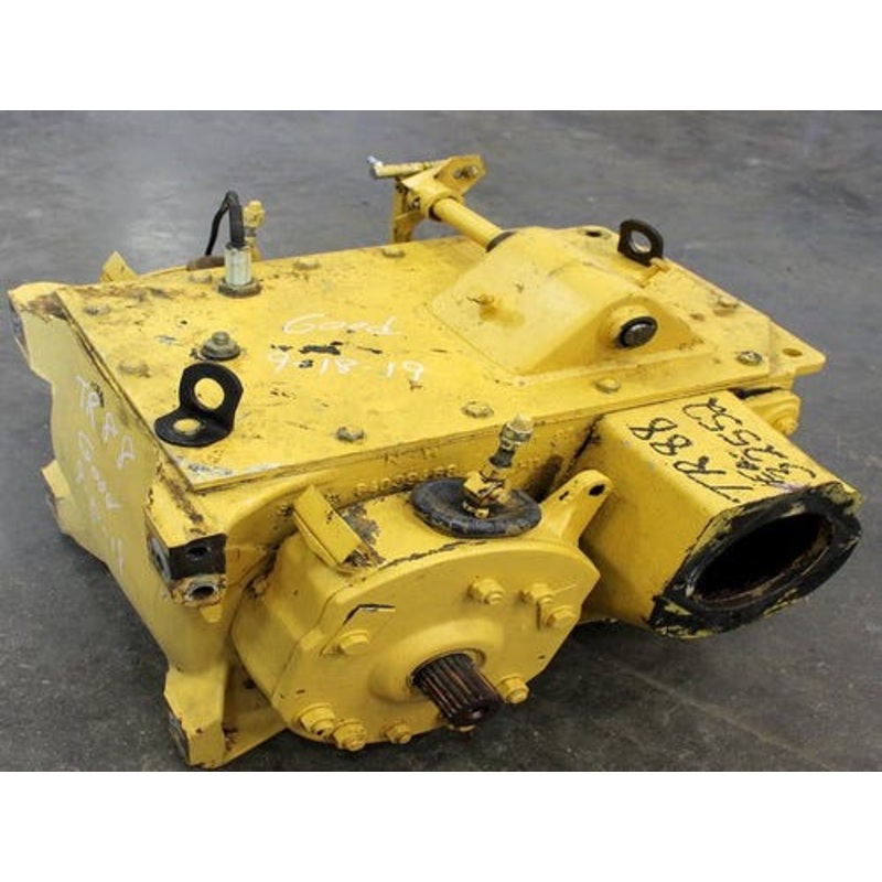Used Transmission Assembly fits New Holland TR86 TR87 TR88 847891