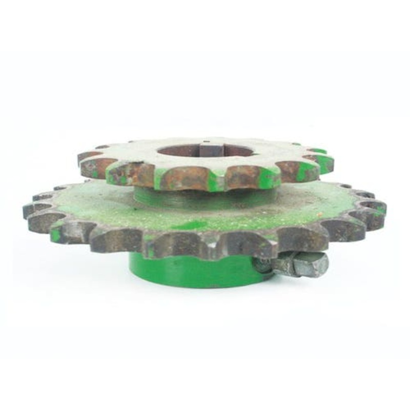 Used Feeder House Drive Sprocket fits John Deere CTS CTSII 9400 9410 9500 9501 9510 9600 9610 AH125782