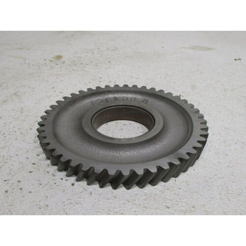 Used Idler Gear fits John Deere 830 1520 2010 2020 2030 2040 2240 2350 2355 2440 2520 2550 2555 2630 2640 2750 2755 4030 4050 830 1020 2510 AT24252