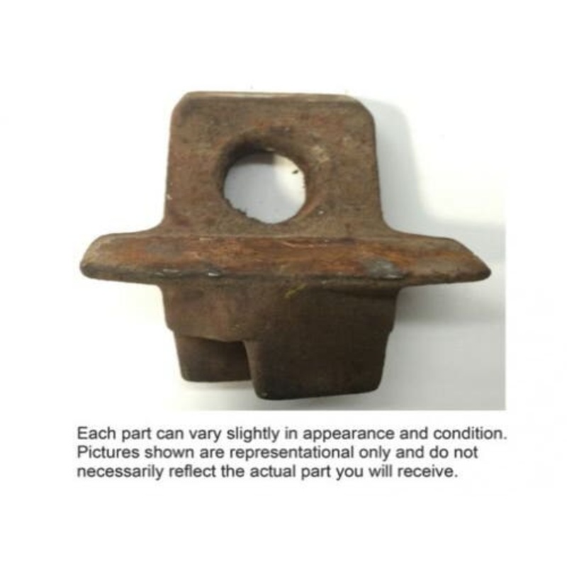 Used Power Adjust Rim Clamp fits Allis Chalmers D15 190 200 220 7000 7010 7020 7030 7040 7045 7050 7060 7080 8030 D17 170 175 180 185 6060 70235676