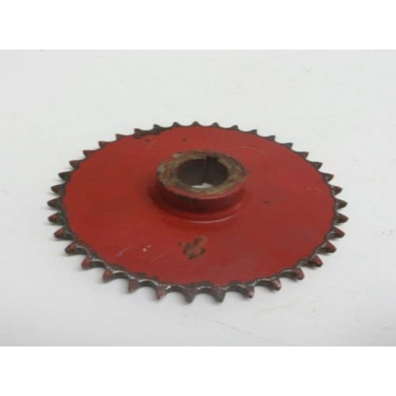 Used Sprocket Drive - Grain Tank Unloader fits International 1440 1460 1480 fits Case IH 1644 1666 1688 2166 2188 2366 1640 1660 2388 1680 192925C1