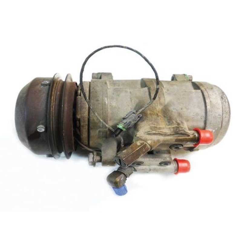 Used Air Conditioning Compressor fits John Deere 2355 2555 2755 2855 2955 4050 4055 4250 4255 4450 4455 4555 4560 4650 4755 4760 4850 4955 4960 TY6626