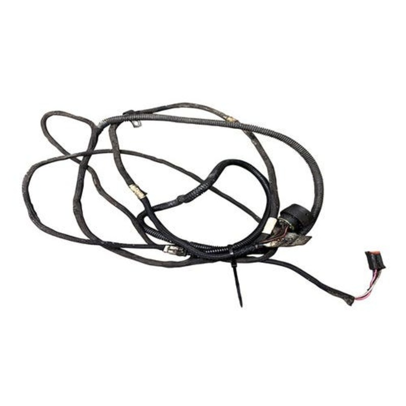 Used Auto Guidance Wiring Harness fits Case IH Steiger 420 Steiger 450 Steiger 470 Steiger 500 Steiger 550 Steiger 600 Steiger 620 84198788