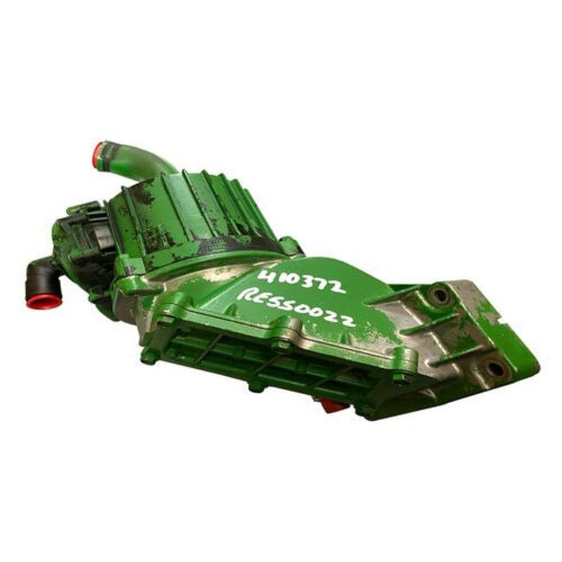 Used Crankcase Ventilation Vent fits John Deere 9410R 9420R 9420RX 9460R 9460RT 9470R 9470RT 9470RX 9510R 9510RT 9520R 9520RT 9560R 9560RT RE550022