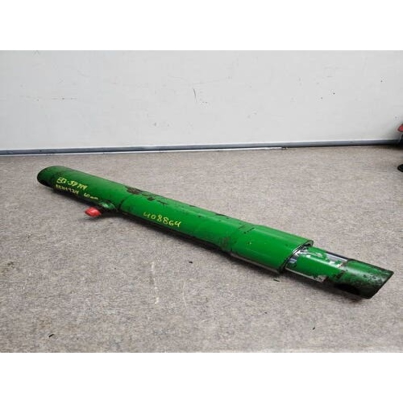 Used Lift Cylinder 60MM fits John Deere 7180 7200 7250 7280 7300 7350 7380 7400 7450 7480 7500 7550 7580 7700 7750 7780 7800 7850 7950 7980 AZ101924