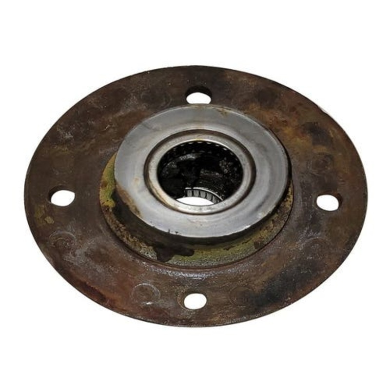 Used Hub fits John Deere 660 670 671 AE10130 E17188
