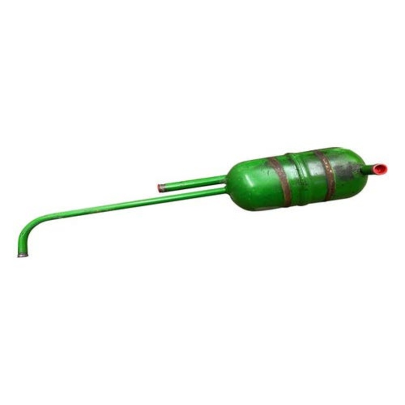 Used Hydraulic Oil Reservoir fits John Deere RE47093