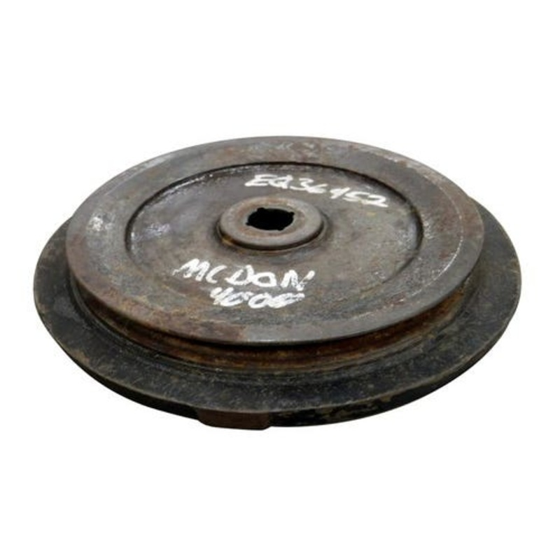 Used Sickle Drive Pulley on Wobble Box fits Macdon 4000 36000