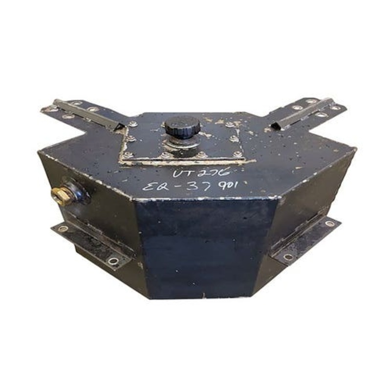 Used Hydraulic Oil Reservoir fits Versatile 9700130