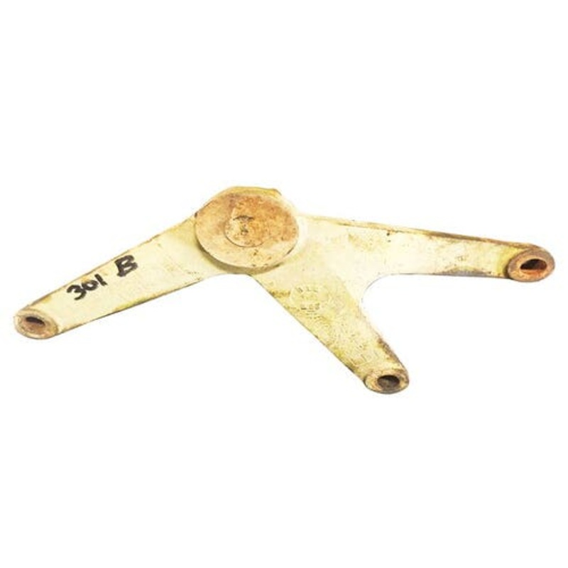 Used Bellcrank fits John Deere 301A 302 401B 2440 2640 301A 302 401B AT41550 AR93358