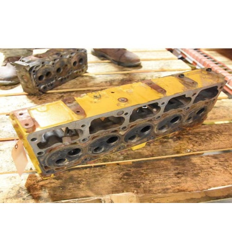 Used Cylinder Head fits John Deere 325 328 332 5325 RE507193 R503561