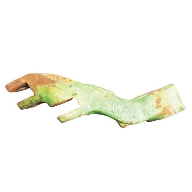 Used Steering Arm - Left Hand fits John Deere 2955 3055 6110 6120 6200 6210 6220 6300 6310 6320 6400 6405 6410 6420 6500 6605 7405 6403 6603 L57015