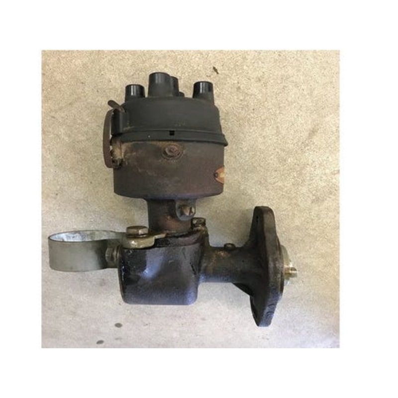 Used Distributor fits Allis Chalmers B C CA WC WD WD45 70249783 70226021