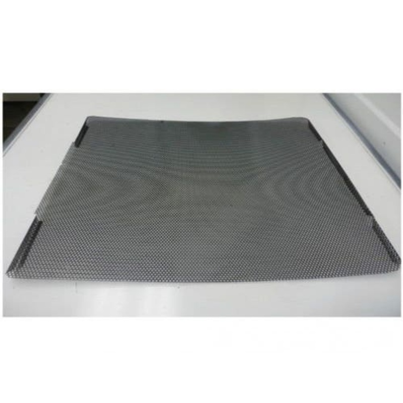 Used Grille Screen fits International Hydro 100 Hydro 186 766 786 886 966 986 1066 1086 1466 1468 1486 1566 1568 1586 531233R2