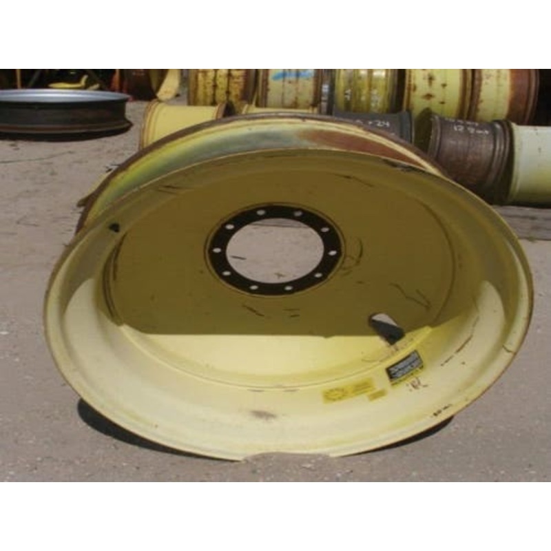Used 16" x 42" Dual Rear Rim 10 Bolt 11" Pilot 4" Bubble fits John Deere 9610 9650 9660 9670 STS 9750 STS 9760 STS 9770 STS 9860 STS 9870 STS AH150345
