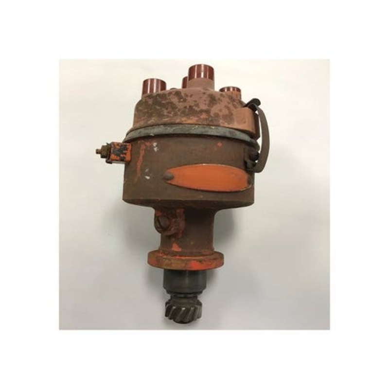 Used Distributor fits Allis Chalmers D10 D12 D14 D15 D17 fits Delco Remy 1112584 1112593 1112609 1111745