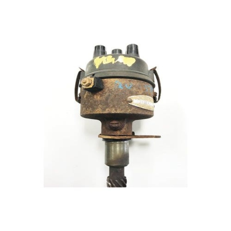 Used Distributor fits Massey Ferguson 65 65 184318M91 fits Delco Remy 1112583