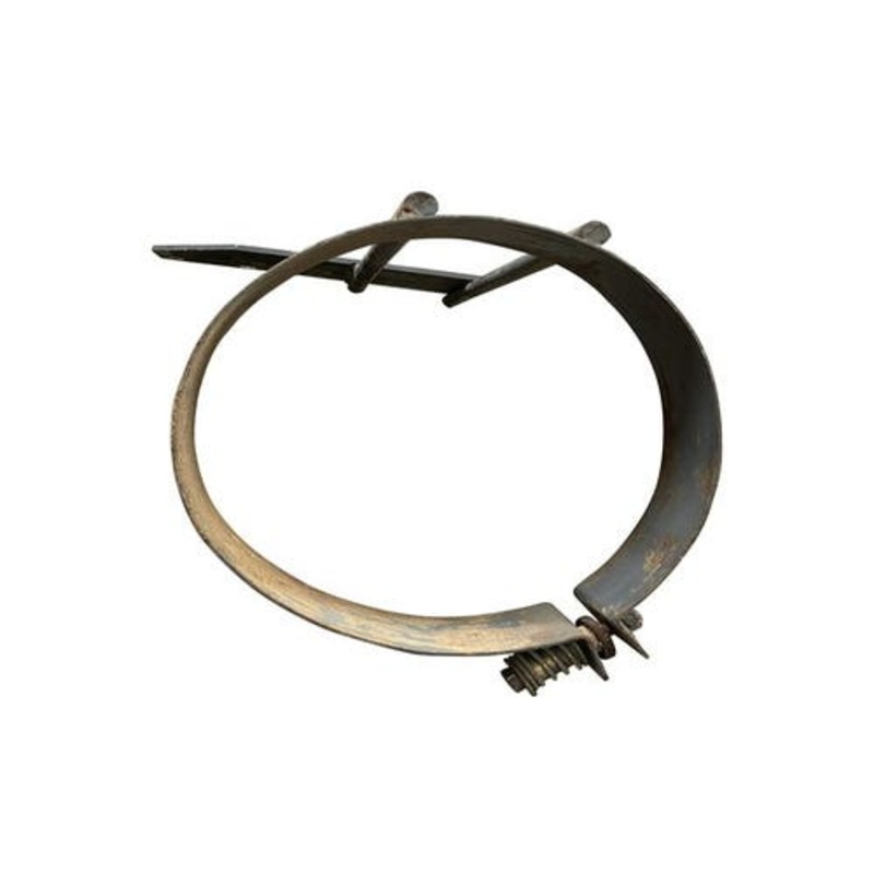 Used Air Cleaner Bracket fits New Holland 86549163