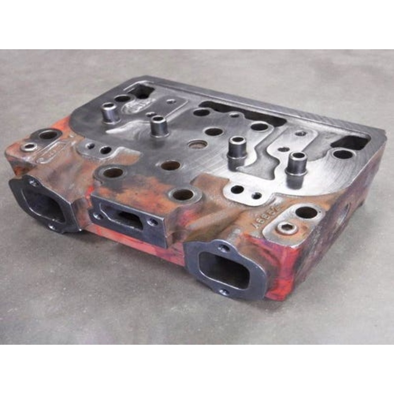 Used Cylinder Head fits Case 1150 W8E W9E W10E W20 W20B 680CK W18 1150 W10E W20 W20B 680CK W18 770 970 A58523 A58885