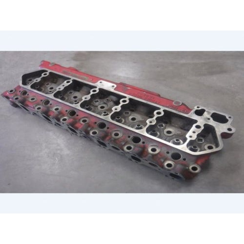 Used Cylinder Head fits International 806 856 1026 1206 1256 1456 2856 815 915 345149R 670323R 670719C