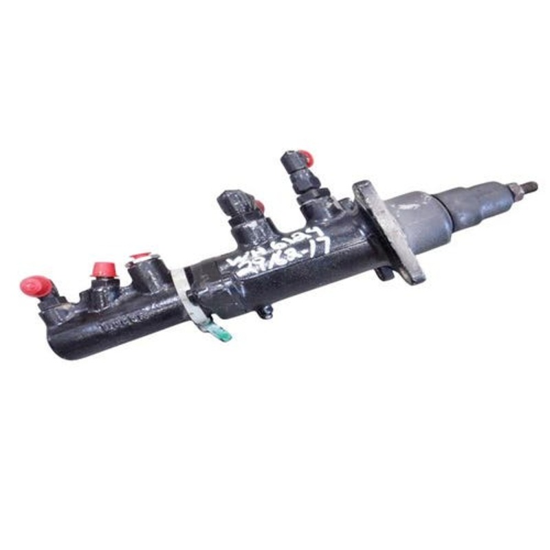 Used Master Cylinder Assembly fits White 6124 6144 3617596M1 3384685M3 3617594M91 3617594M93 fits Allis Chalmers 9435 9455 72506193 72506687