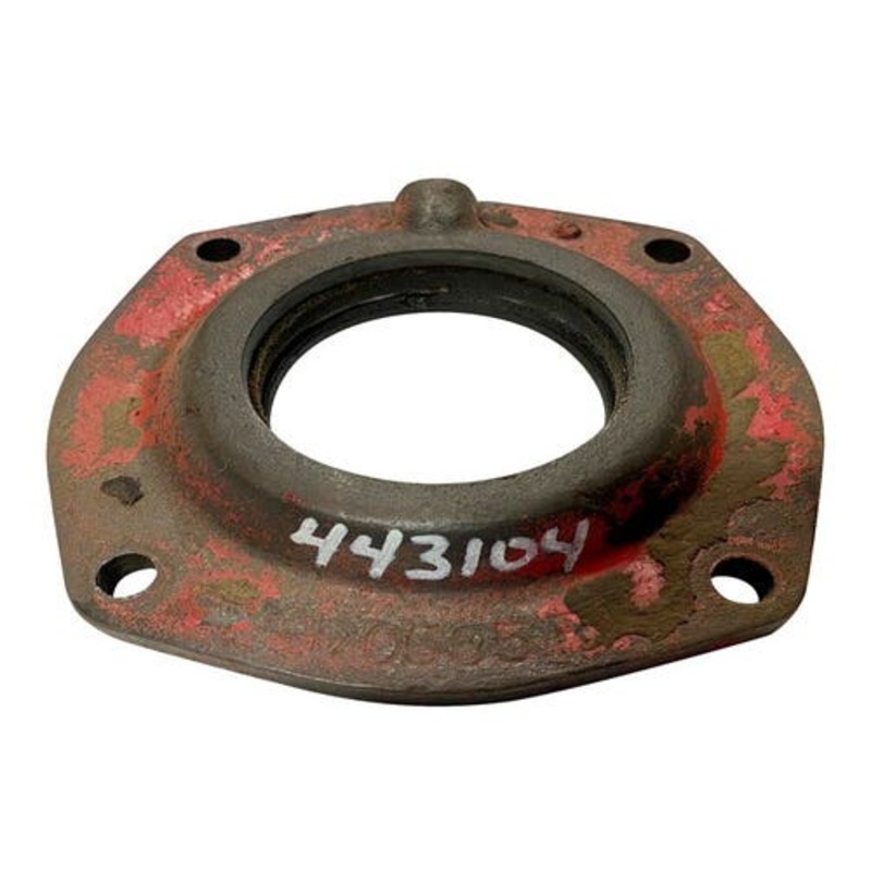 Used Rear Axle Cap fits International 504 2504 2504 377785R1 370565R11
