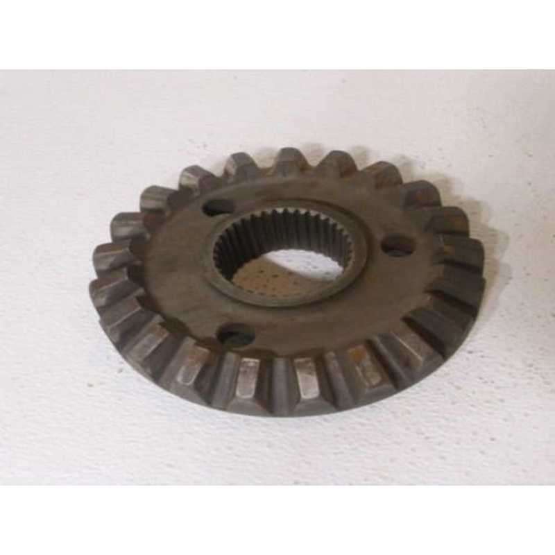 Used Bevel Gear - Left Hand fits Case IH 1896 2096 2294 2394 2594 3294 3394 3594 fits Case 1896 2090 2094 2290 2294 2390 2394 2590 2594 3294 A154890
