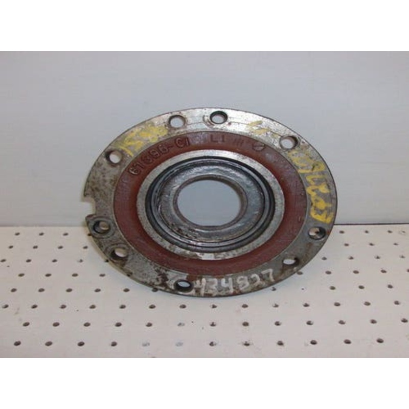 Used Output Shaft Bearing Retainer - RH fits International 1566 1568 1586 4786 67396C1