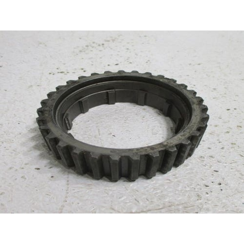 Used Pinion Shaft Gear fits John Deere 4040 4040S 4050 4055 4230 4240 4240S 4250 4255 4320 4350 4430 4440 4450 4455 R46436