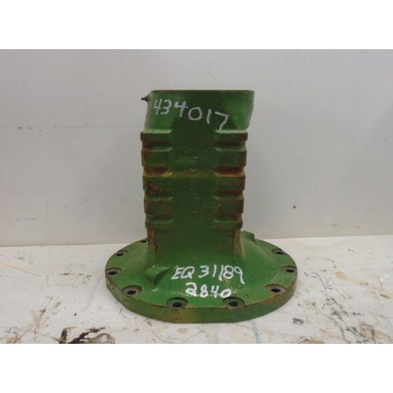 Used Rear Axle Housing fits John Deere 3120 3030 3130 2840 T28823