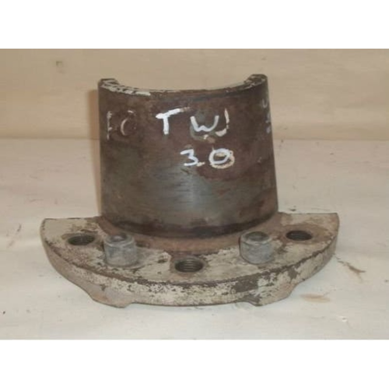 Used Wheel Wedge fits Ford 8000 8700 9700 9000 TW10 TW20 TW30 D8NN1N034AA